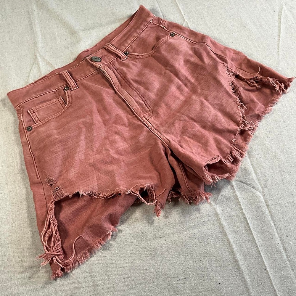 American Eagle Womens Rose Highest Rise Mom Cotton Distressed Denim Shorts(Sz 4)